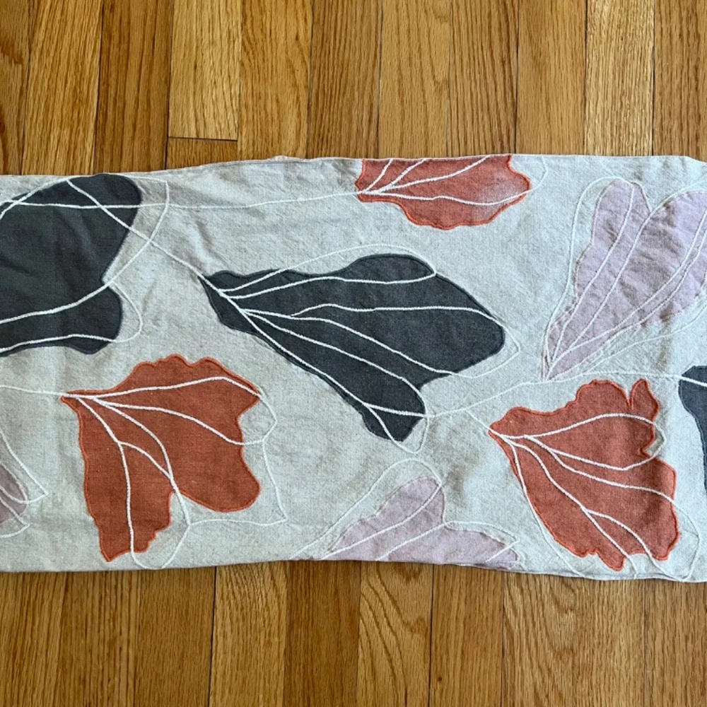 Crate and Barrel Floret Embroidered Table Runner